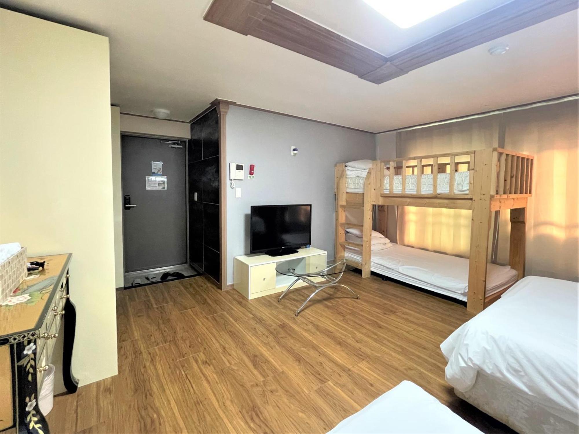 Hy Choi Hostel Szogüpho Kültér fotó